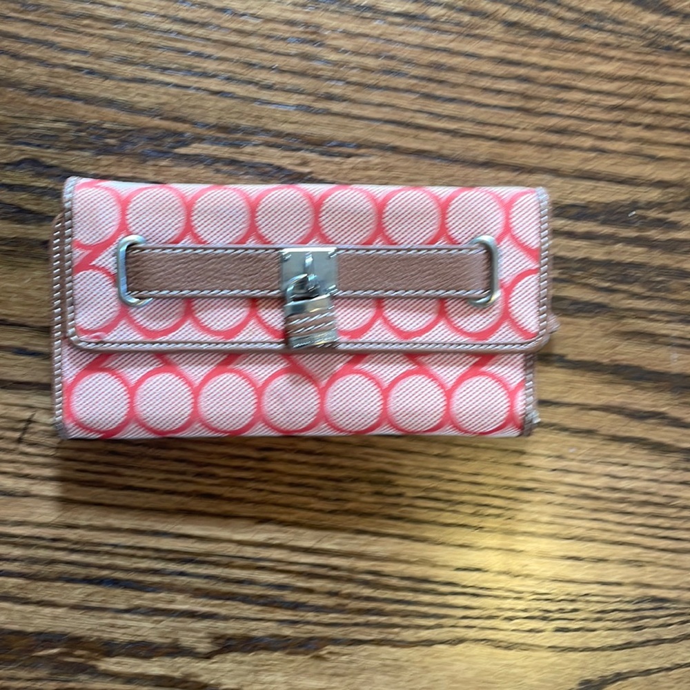 Women’s Nine West Wallet